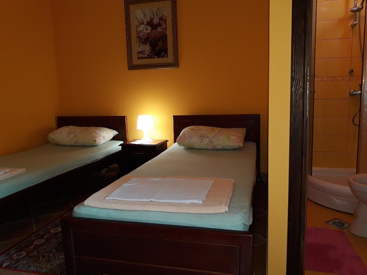 Guesthouse Djacic Budva Bagian luar foto