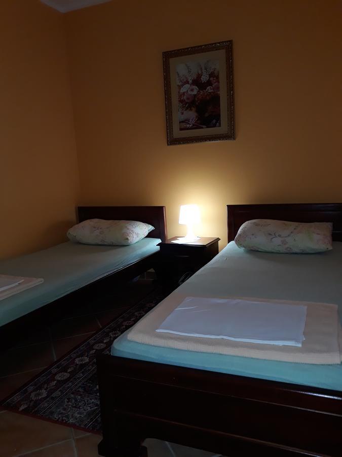 Guesthouse Djacic Budva Bagian luar foto