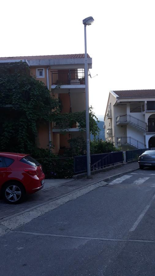 Guesthouse Djacic Budva Bagian luar foto